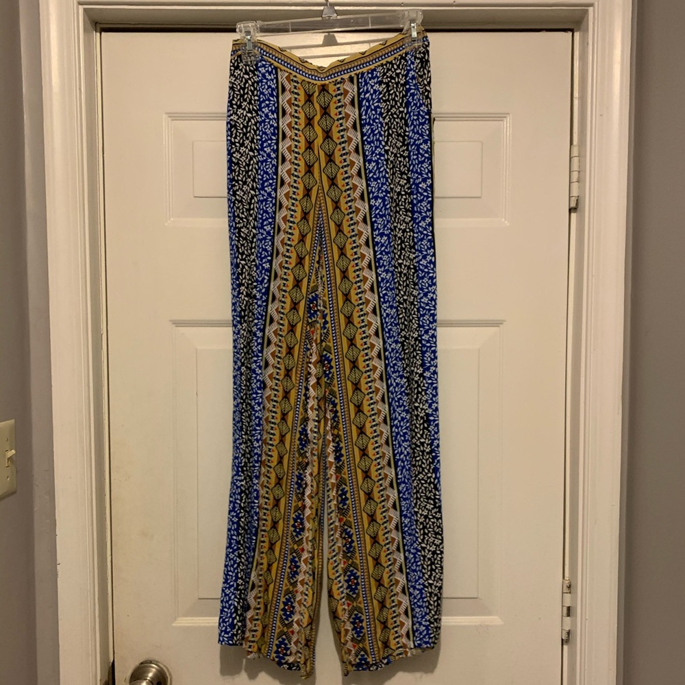 Patterned loose pants